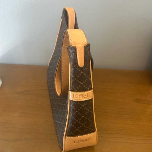 Gorgeous Vintage La Tour Eiffel Leather Purse - Picture 3 of 7